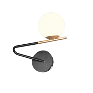 Flaming vägglampa svart/guld