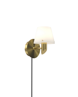 Gil vägglampa mässingsfärg