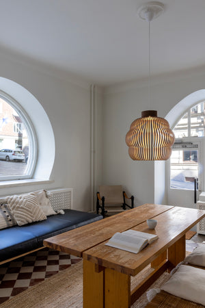 Kumulo taklampa svart