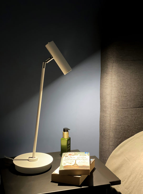 Artic bordslampa vit
