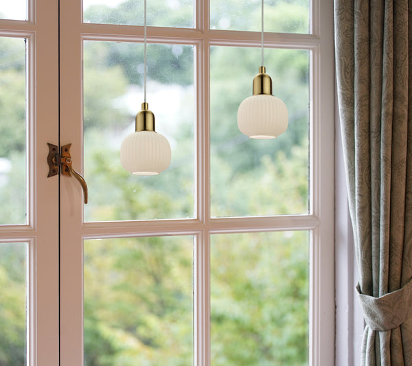 Elin fönsterlampa mässing/vit
