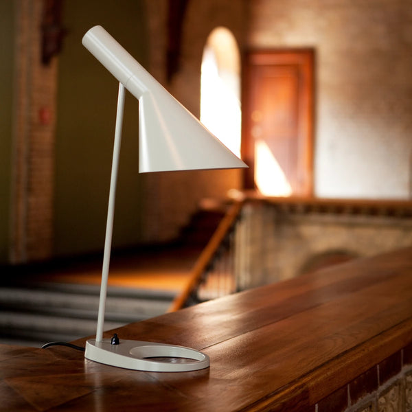 AJ bordslampa vit