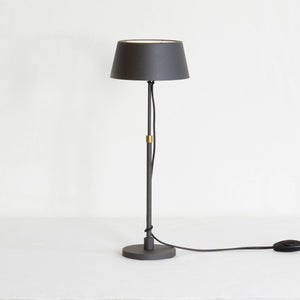 Karl bordslampa mörkgrå