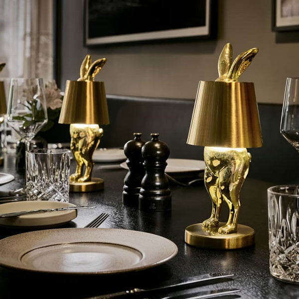 Hiding Rabbit bordslampa guld uppladdningsbar